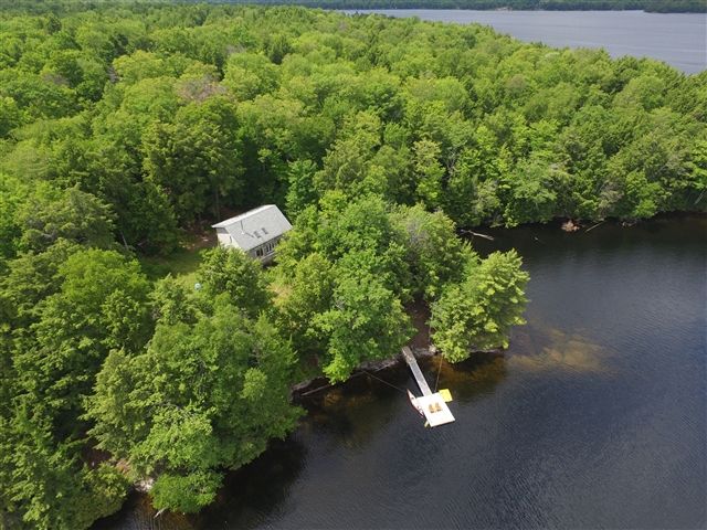 Cottagerentals247.com Inc.   - 355 Eels Lake $3000 Sum wk image 0